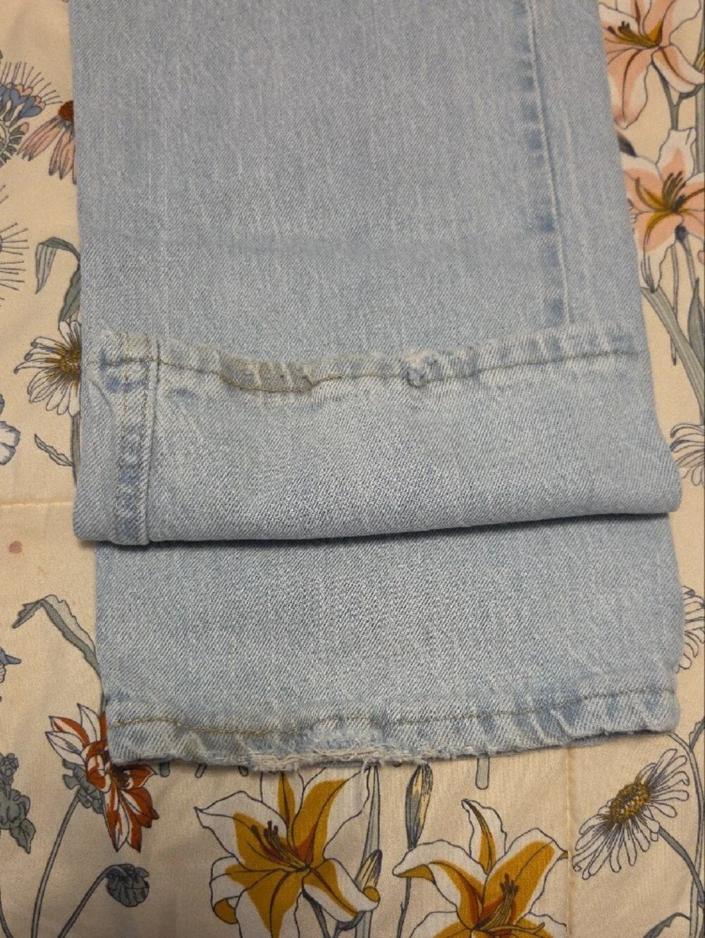 Wrangler Pale Blue Straight Leg Men's Jeans